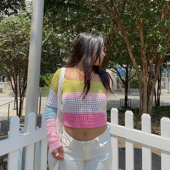 Crochet knit crop top long sleeve. - Picture 1 of 7